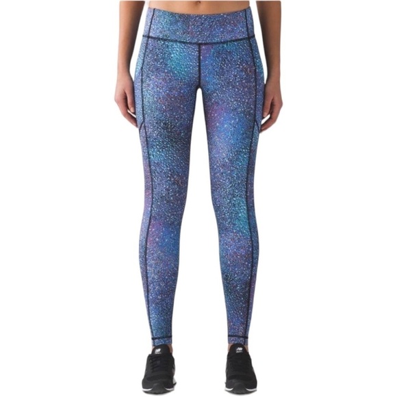 Lululemon Speed Tight V in Strive Multi Black Work Out Athletic Women's Size 8 - Picture 1 of 10